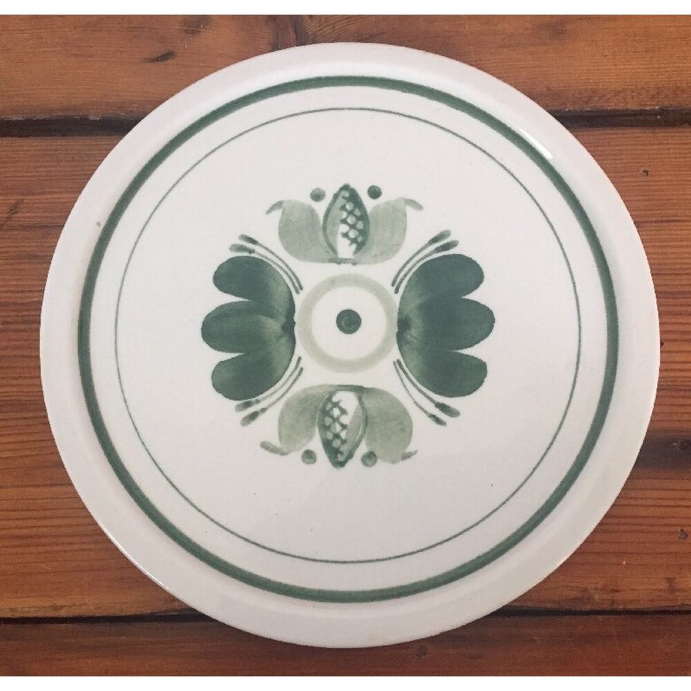 Vtg Arabia Finland Green Laurel Hand Paint Ceramic Pottery Hanging Trivet 6.5"